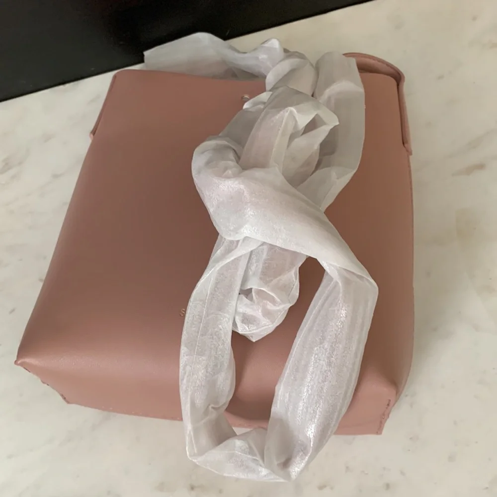 Samara Pink Shoulder Bag